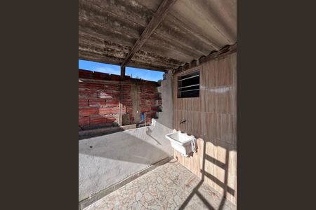 Casa para alugar com 80m², 2 quartos e sem vagaÁrea de serviço 