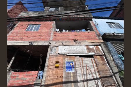 Casa para alugar com 80m², 2 quartos e sem vagaFachada 