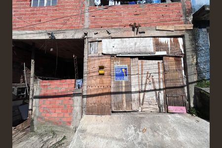 Casa para alugar com 80m², 2 quartos e sem vagaFachada 