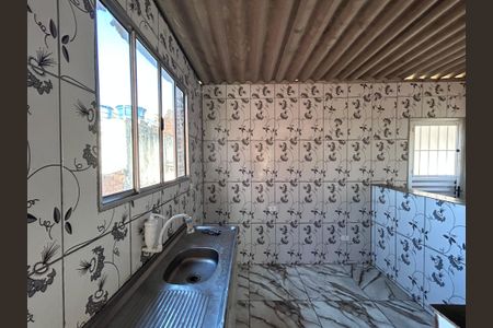 Casa para alugar com 80m², 2 quartos e sem vagaCozinha americana 