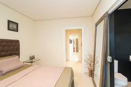 Quarto 1 - Suíte de casa para alugar com 4 quartos, 260m² em Jardim Itapemirim, São Paulo