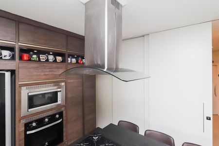 Casa para alugar com 260m², 4 quartos e 7 vagasCozinha