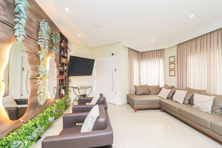 Casa para alugar com 260m², 4 quartos e 7 vagasSala