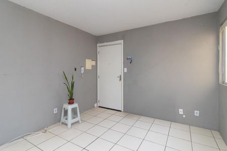 Sala de apartamento para alugar com 2 quartos, 42m² em Glória, Porto Alegre