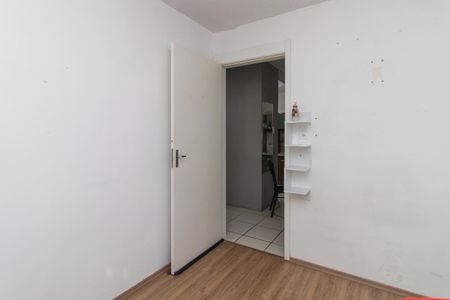 Quarto 1 de apartamento para alugar com 2 quartos, 42m² em Glória, Porto Alegre