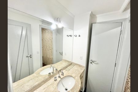 Apartamento à venda com 124m², 3 quartos e 4 vagasBanheiro Suíte Americana Quarto 2/3