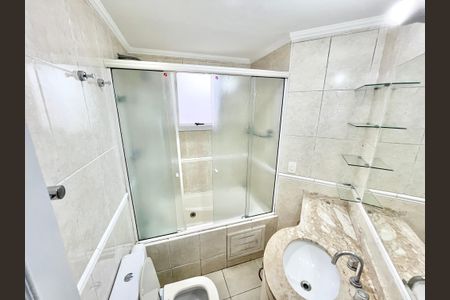 Apartamento à venda com 124m², 3 quartos e 4 vagasBanheiro da Suíte