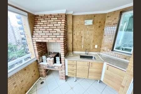 Apartamento à venda com 124m², 3 quartos e 4 vagasVaranda da Sala