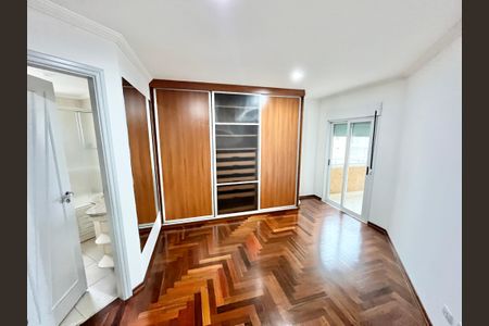 Apartamento à venda com 124m², 3 quartos e 4 vagasQuarto Suíte