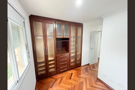Apartamento à venda com 124m², 3 quartos e 4 vagasQuarto Suíte 3