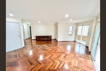 Apartamento à venda com 124m², 3 quartos e 4 vagasSala