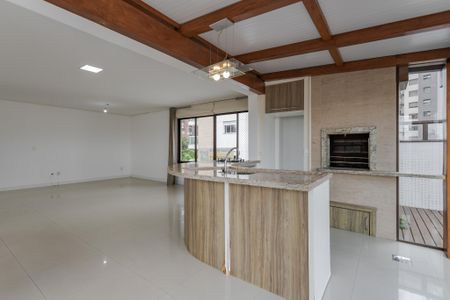 Apartamento à venda com 246m², 3 quartos e 2 vagas Apartamento à venda com 246m², 3 quartos e 2 vagasEspaço Gourmet