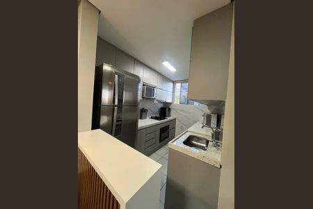 Apartamento à venda com 56m², 2 quartos e 1 vaga Apartamento à venda com 56m², 2 quartos e 1 vagaCozinha