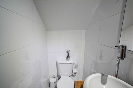 Casa à venda com 150m², 3 quartos e 2 vagasLavabo
