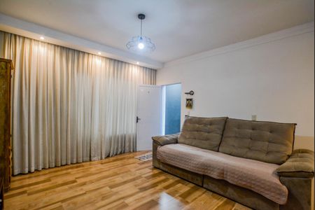 Sala de casa à venda com 3 quartos, 150m² em Vila Valparaíso, Santo André