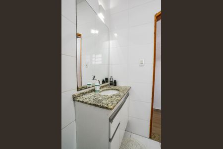 Casa à venda com 150m², 3 quartos e 2 vagasBanheiro Corredor