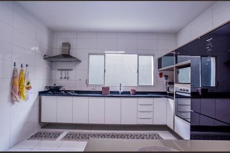 Casa à venda com 150m², 3 quartos e 2 vagasCozinha