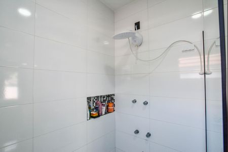 Casa à venda com 150m², 3 quartos e 2 vagasBanheiro da Suíte