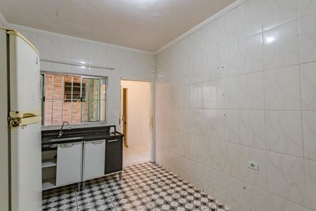 Cozinha de casa para alugar com 2 quartos, 100m² em São João Climaco, São Paulo