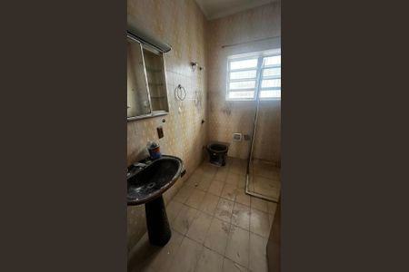 Casa para alugar com 300m², 2 quartos e 2 vagas