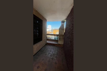 Casa para alugar com 300m², 2 quartos e 2 vagas