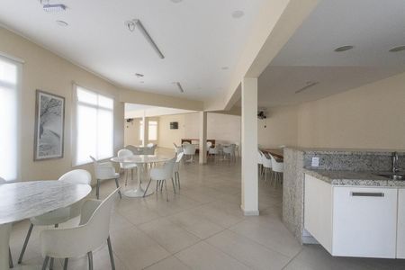 Apartamento para alugar com 65m², 3 quartos e 1 vagaÁrea comum - Salão de festas