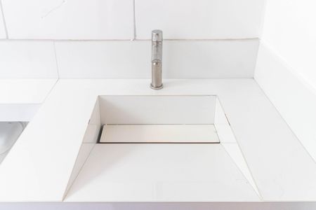 Apartamento para alugar com 48m², 2 quartos e 1 vaga Apartamento para alugar com 48m², 2 quartos e 1 vagaBanheiro