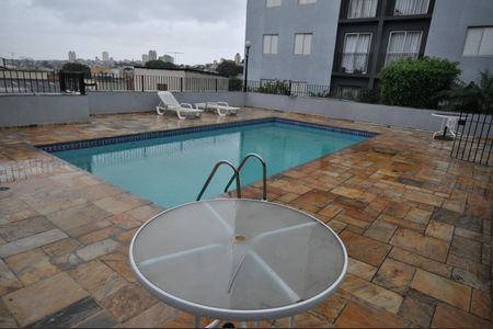 Apartamento à venda com 60m², 2 quartos e 1 vagaÁrea comum - Piscina