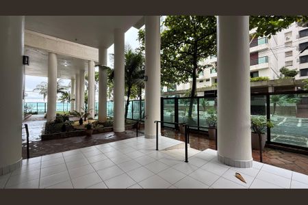 Apartamento para alugar com 80m², 2 quartos e 1 vagaFachada