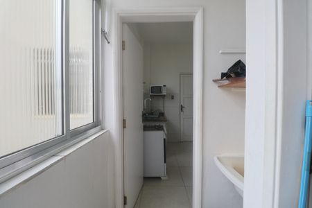 Apartamento para alugar com 80m², 2 quartos e 1 vagaÁrea de Serviço