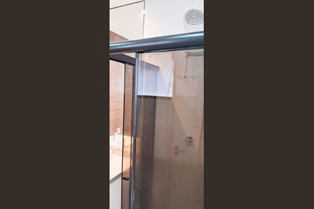 Casa à venda com 600m², 2 quartos e 3 vagasBanheiro social