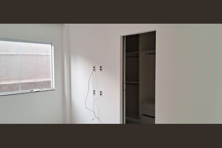 Casa à venda com 600m², 2 quartos e 3 vagasSala/Cozinha