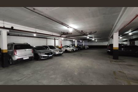 Apartamento para alugar com 49m², 2 quartos e 1 vaga Apartamento para alugar com 49m², 2 quartos e 1 vagaGaragem