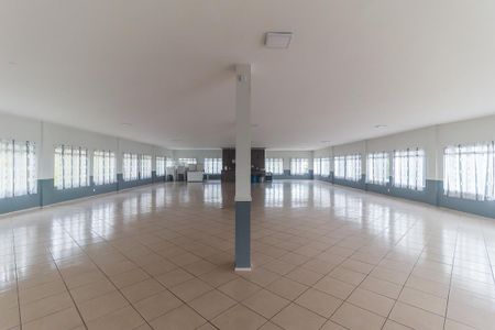 Apartamento para alugar com 47m², 2 quartos e 1 vaga Apartamento para alugar com 47m², 2 quartos e 1 vagaÁrea comum - Salão de festas