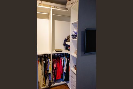 Apartamento para alugar com 106m², 3 quartos e 2 vagas Apartamento para alugar com 106m², 3 quartos e 2 vagasCloset do quarto 3