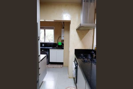 Apartamento para alugar com 106m², 3 quartos e 2 vagas Apartamento para alugar com 106m², 3 quartos e 2 vagasCozinha