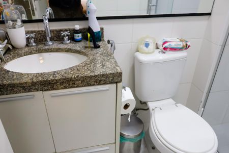 Apartamento para alugar com 106m², 3 quartos e 2 vagas Apartamento para alugar com 106m², 3 quartos e 2 vagasBanheiro da Suíte 3
