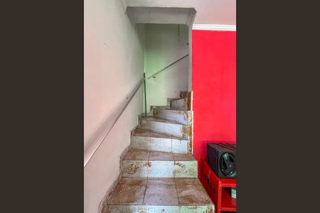 Escada de casa à venda com 3 quartos, 101m² em Vila Brasilio Machado, São Paulo