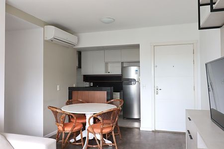 Sala de apartamento para alugar com 3 quartos, 78m² em Boa Vista, Porto Alegre