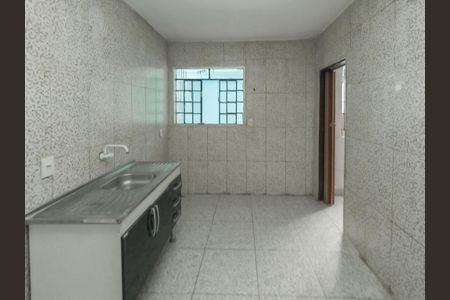Casa para alugar com 80m², 1 quarto e sem vaga