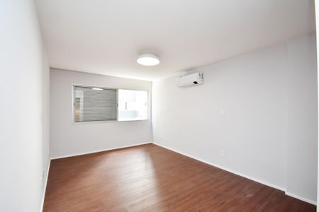 Apartamento à venda com 150m², 3 quartos e 1 vagaquarto 3