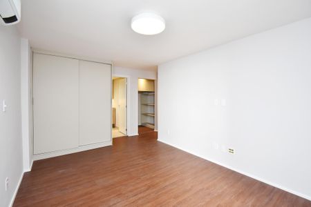 Apartamento à venda com 150m², 3 quartos e 1 vagaquarto 3