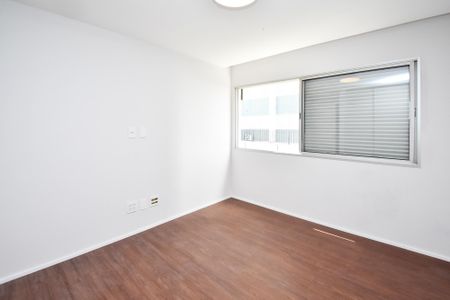 Apartamento à venda com 150m², 3 quartos e 1 vagaquarto 2