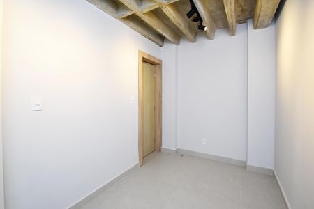 Apartamento à venda com 150m², 3 quartos e 1 vagaquarto de serviço