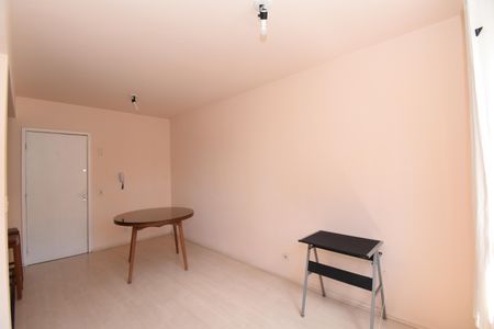 Sala de apartamento para alugar com 1 quarto, 45m² em Bigorrilho, Curitiba