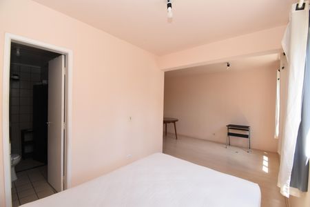 Quarto de apartamento para alugar com 1 quarto, 45m² em Bigorrilho, Curitiba