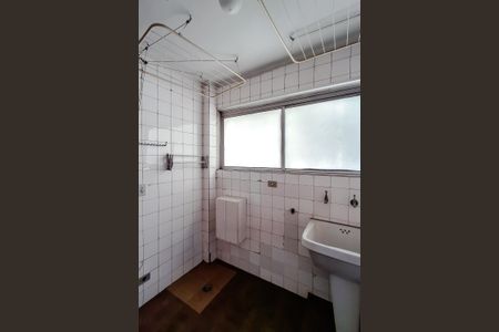 Apartamento à venda com 105m², 2 quartos e 1 vagaÁrea de Serviço