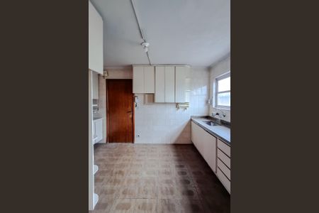 Apartamento à venda com 105m², 2 quartos e 1 vagaCozinha