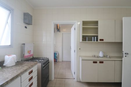 Apartamento para alugar com 120m², 3 quartos e 2 vagasCozinha
