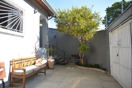 Casa à venda com 144m², 2 quartos e 2 vagasGaragem